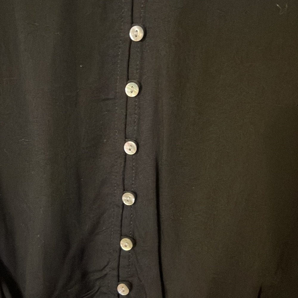 NWT VICI LOVESTITCH Satin Challis Button Down Blouse ~ Small - Picture 4 of 6